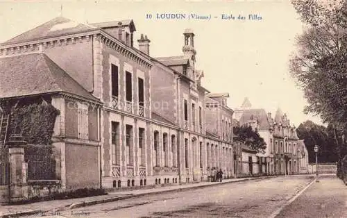 AK / Ansichtskarte  Loudun 86 Vienne Ecole des Filles