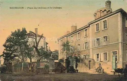 AK / Ansichtskarte  Bourgoin-Jallieu 38 Isere Place du Chateau et le Chateau