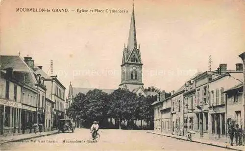 AK / Ansichtskarte  Mourmelon-le-Grand 51 Marne Eglise et Place Clemenceau