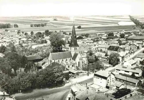 AK / Ansichtskarte  Suippes 51 Marne Place du Marche et l'Eglise