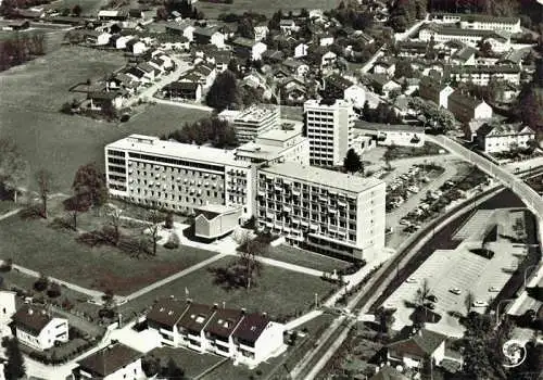 AK / Ansichtskarte  Traunstein  Oberbayern Stadtkrankenhaus Traunstein Fliegeraufnahme