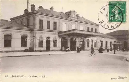 AK / Ansichtskarte  Epernay 51 Marne La Gare