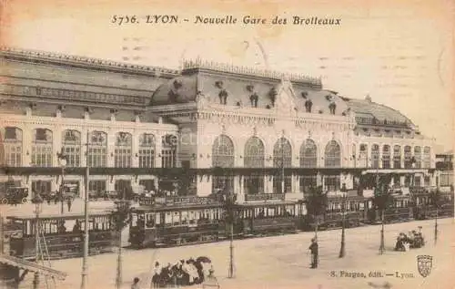 AK / Ansichtskarte  Strassenbahn Tramway-- Lyon Nouvell Gare Brotteaux Bahnhof