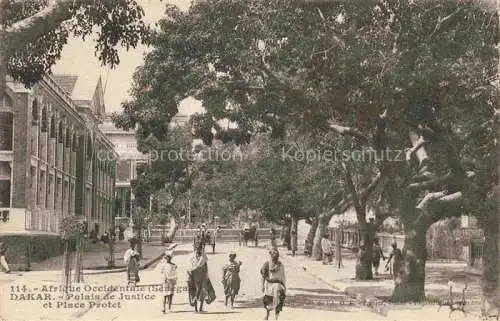 AK / Ansichtskarte  DAKAR Senegal Palais de Justice et Place Protet