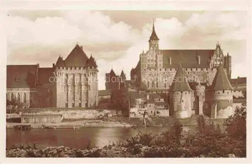 AK / Ansichtskarte  MALBORK Marienburg Westpreussen PL Marienburg Haupthaus Hoch und Mittelschloss