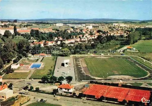 AK / Ansichtskarte  Vesoul 70 Haute Saone Vue aerienne La Stade Rene Hologne La Piscine et le Tennis