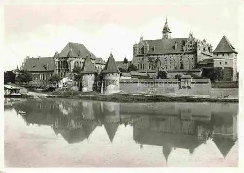 AK / Ansichtskarte  Marienburg   Westpreussen MALBORK PL Die Marienburg Westseite