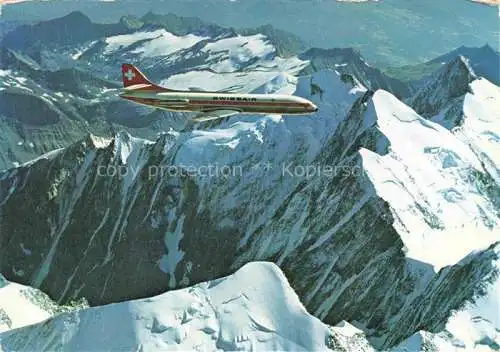 AK / Ansichtskarte  Flugzeuge Zivil Swissair Schweiz Alpen