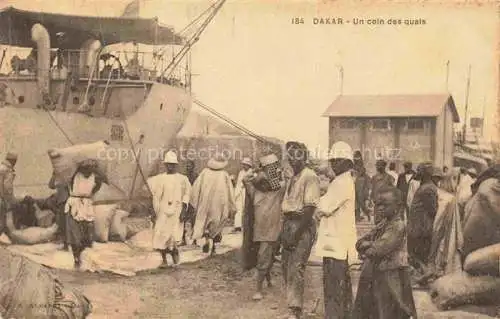 AK / Ansichtskarte  DAKAR Senegal Une coin des quais