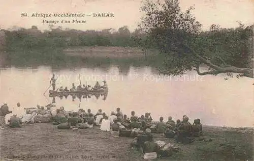 AK / Ansichtskarte  DAKAR Senegal Passage d'un Fleuve