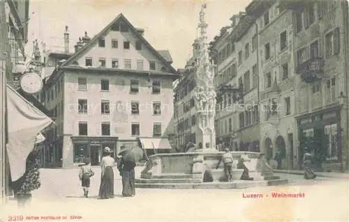 AK / Ansichtskarte  LUZERN  LU Weinmarkt Brunnen