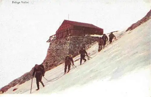 AK / Ansichtskarte  Vallothuette Refuge Vallot 4362m Mont-Blanc de Cheilon VS Ansicht Bergsteiger