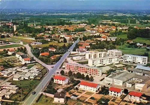 AK / Ansichtskarte  Montrevel-en-Bresse Bourg-en-Bresse 01 Ain Vue aerienne