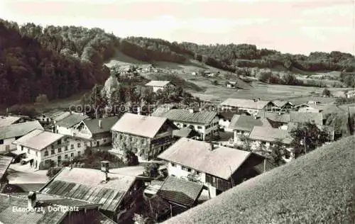 AK / Ansichtskarte  Eisenaerzt Dorfplatz