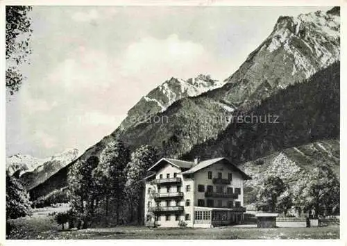 AK / Ansichtskarte  Hinterriss Tirol AT Herzogl Coburg Gasthof Alpenhof mit Risser und Lalider Falken