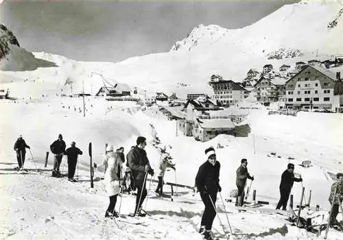 AK / Ansichtskarte  La Mongie Bagneres-de-Bigorre 65 Hautes-Pyrenees Sport d'hivers dans les Alpes