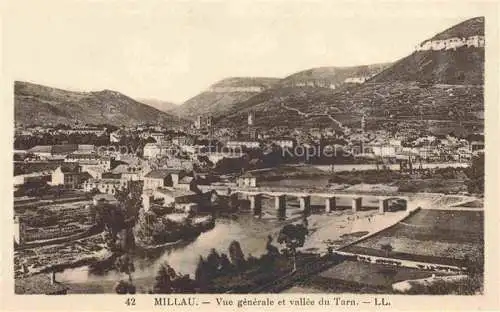 AK / Ansichtskarte  Millau Aveyron Vue générale et vallée du Tarn