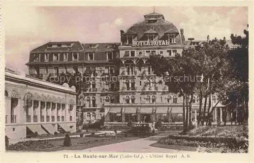 AK / Ansichtskarte  LA-BAULE-SUR-MER La-Baule-les-Pins 44 Hôtel Royal