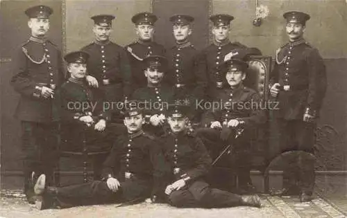 AK / Ansichtskarte  POTSDAM Soldatengruppe Foto