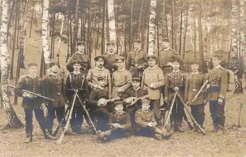 AK / Ansichtskarte  DRESDEN Elbe Soldatengruppe Foto