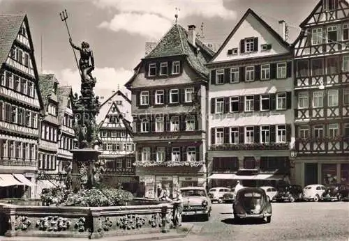 AK / Ansichtskarte  TueBINGEN BW Marktplatz Brunnen Fachwerkhaeuser Altstadt