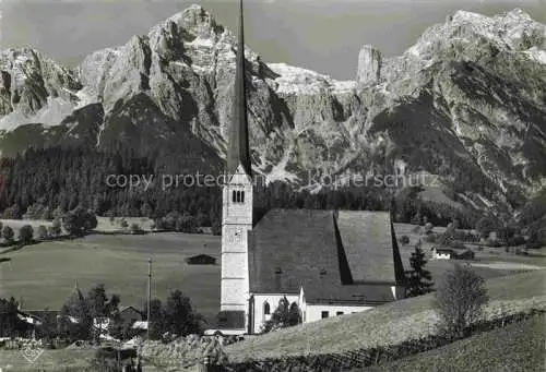 AK / Ansichtskarte  Alm Saalfelden am Steinernen Meer Pinzgau AT Kirche Luftkurort Blick gegen Breithorn Sommerstein Schoeneck