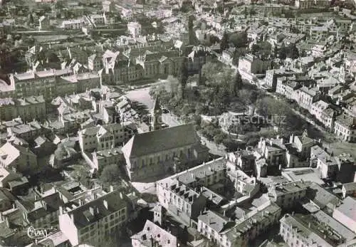 AK / Ansichtskarte  Aurillac 15 Vue aerienne ND aux Neiges et le Square
