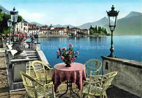 AK / Ansichtskarte  Menaggio Lago di Como Lombardia IT Terrasse am Wasser