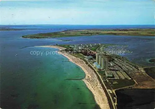 AK / Ansichtskarte  Burg Fehmarn Ferienzentrum Ostseebad