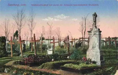 AK / Ansichtskarte  Saarburg Lothringen Sarrebourg 57 Moselle Soldatenfriedhof mit durch die Schlacht beschaedigtem Grabstein