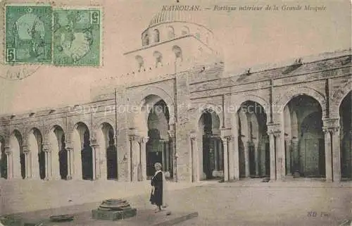 AK / Ansichtskarte  KAIROUAN Qairawan Tunesie Portique intérieur de la Grande Mosquée