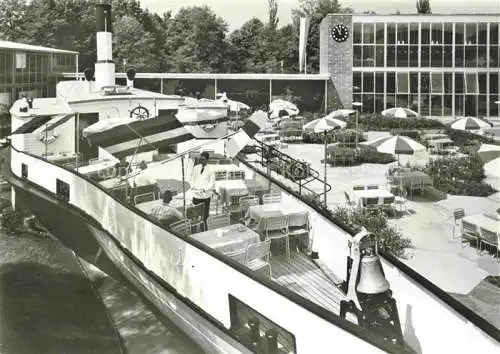 AK / Ansichtskarte  LUZERN  LU Verkehrshaus der Schweiz Gartenhof mit Dampfschiff Rigi