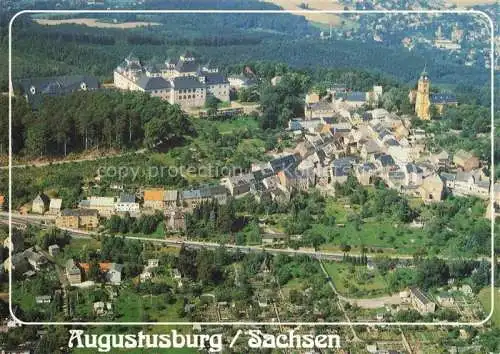 AK / Ansichtskarte  Augustusburg Blick auf den Ort und Schloss Augustusburg