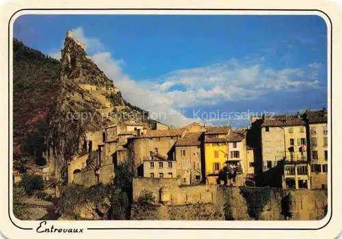 AK / Ansichtskarte  Entrevaux Castellane 04 Alpes-de-Haute-Provence Village au pied de la Citadelle