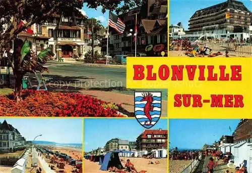 AK / Ansichtskarte  Blonville-sur-Mer 14 Calvados Place de l'Hôtel de Ville la plage et front de mer