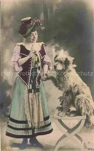 AK / Ansichtskarte  Foto SBW Nr. 815/1 Frau Hut Hund