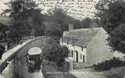 AK / Ansichtskarte  Llangollen Wales UK Berwyn Canal and Old Houses