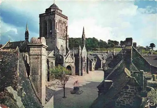 AK / Ansichtskarte  Locronan Chateaulin 29 Finistere Ensemble de la place Eglise du XVe siècle et vieilles maisons des tisserands