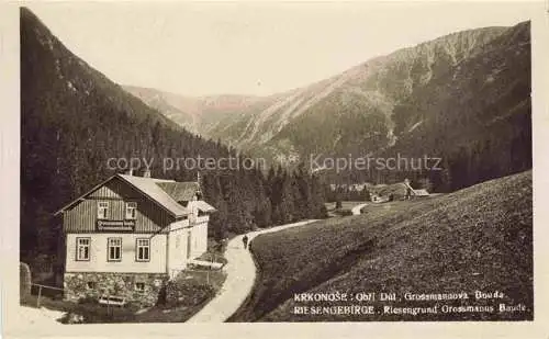 AK / Ansichtskarte  Grossmannbaude Grossmannova Bouda Riesengrund CZ Bergbaude Landschaftspanorama