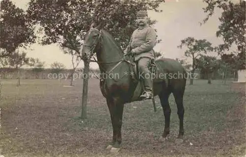 AK / Ansichtskarte  Kavallerie Jaeger zu Pferde WK1 Soldat Pferd