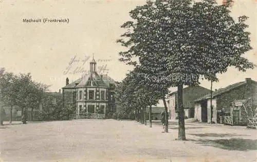 AK / Ansichtskarte  Machault Vouziers 08 Ardennes Dorfplatz Kirche