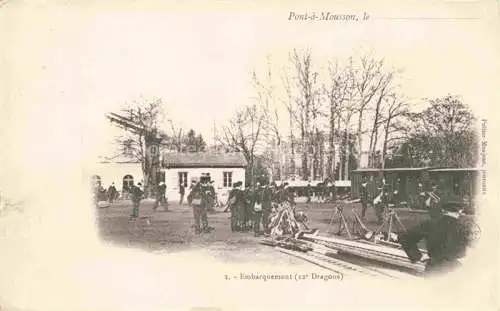 AK / Ansichtskarte  Pont-a-Mousson 54 Meurthe-et-Moselle Embarquement