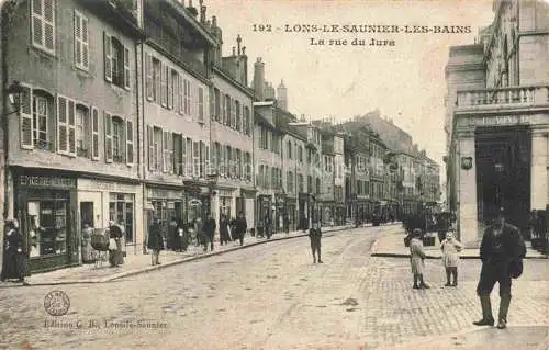 AK / Ansichtskarte  Lons-le-Saunier 39 Jura La rue du Jura