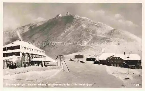 AK / Ansichtskarte  Krummhuebel Karpacz Riesengebirge PL Schlesierhaus mit Riesenbaude und Schneekoppe Winterpanorama