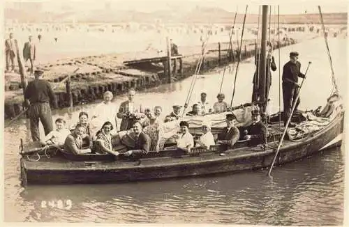 AK / Ansichtskarte  Borkum Nordseebad Segelpartie