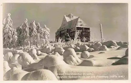 AK / Ansichtskarte  Oberwiesenthal Erzgebirge Berghotel Sachsenbaude auf dem Fichtelberg Winterlandschaft