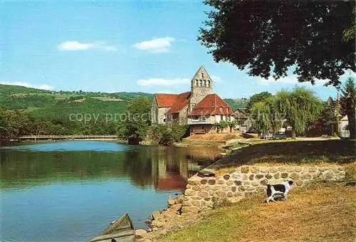 AK / Ansichtskarte  Beaulieu-sur-Dordogne 19 Correze Chapelle des pénitents et les bords de la Dordogne