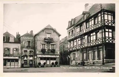 AK / Ansichtskarte  Josselin Pontivy 56 Morbihan Place Notre Dame