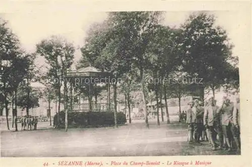 AK / Ansichtskarte  Sezanne Epernay 51 Marne Place du Champ Benoist Le Kiosque a Musique