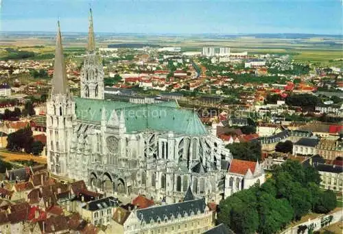 AK / Ansichtskarte  Chartres 28 Eure-et-Loir Cathédrale vue aérienne